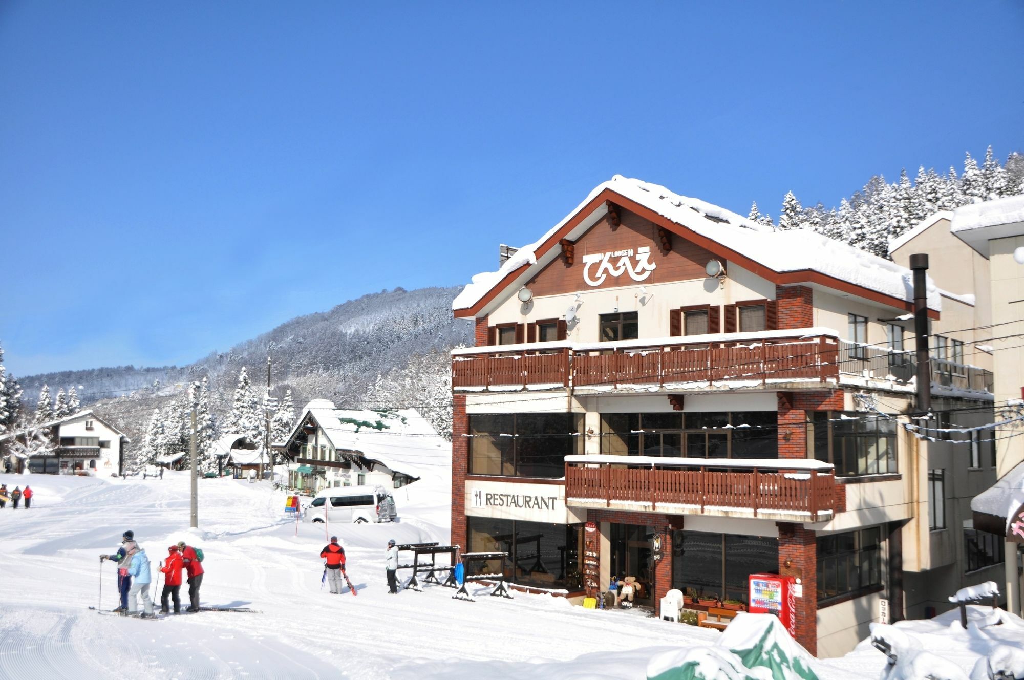 Lodge Denbey Nozawaonsen Exterior photo